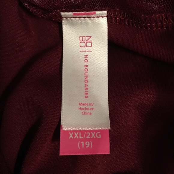 SOLD!! Brand New!! No Boundaries Dressy Tank Top - Picture 3 of 4